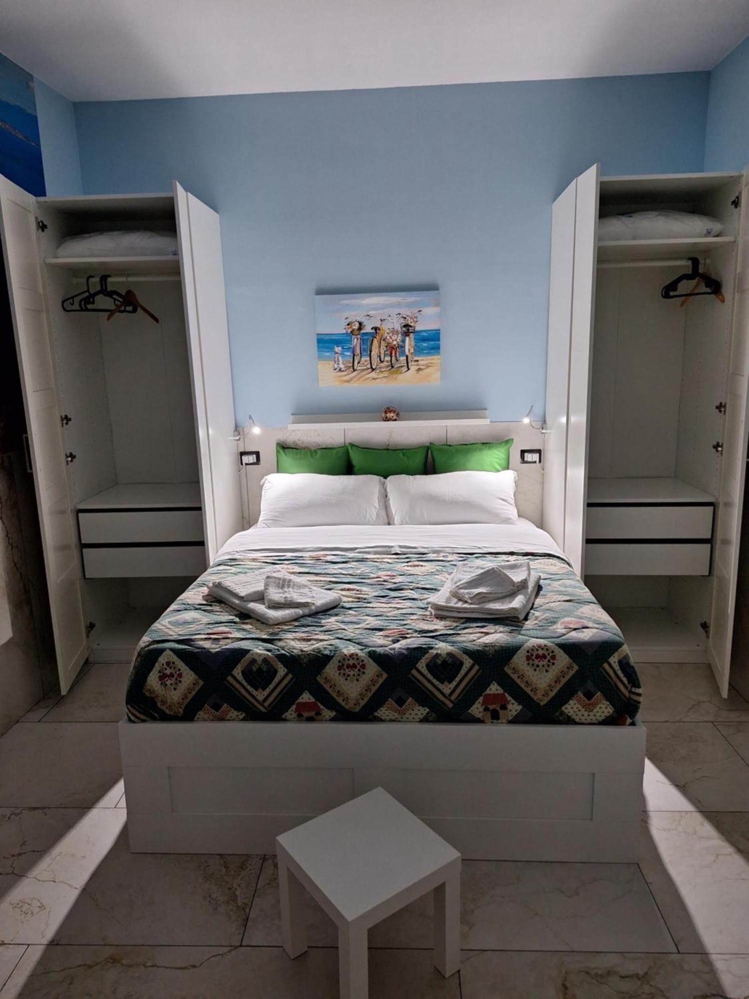 Casa Vacanza Alessandra Villa Napoli Eksteriør billede